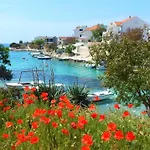 Uvodic * Rogoznica (Sibenik-Knin)