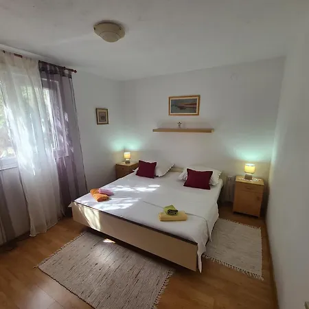 Apartment Uvodic Rogoznica (Sibenik-Knin)