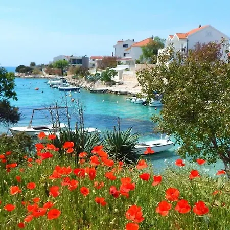 Uvodic * Rogoznica (Sibenik-Knin)