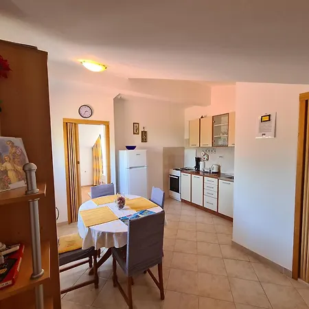 Apartment Uvodic Rogoznica (Sibenik-Knin)