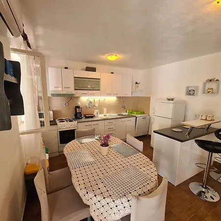 Uvodic Rogoznica (Sibenik-Knin)