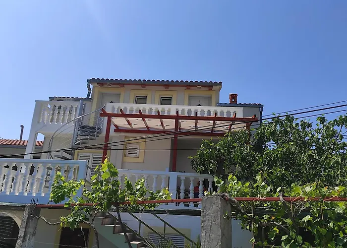 Appartement Uvodic *