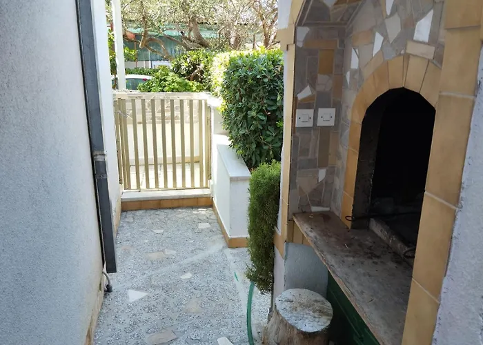 Uvodic * Rogoznica (Sibenik-Knin)